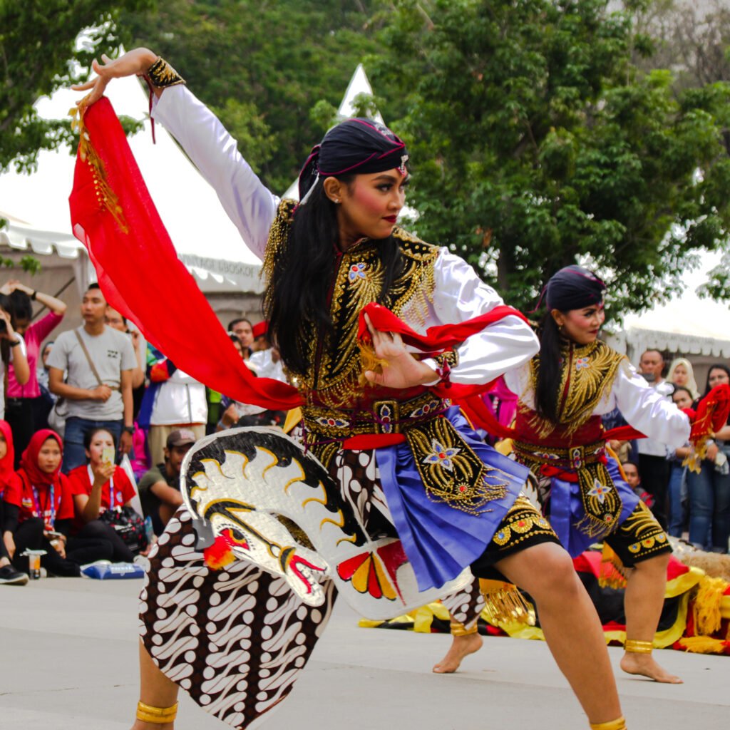 Penarik kuda lumping yang biasa mengiringi reog
